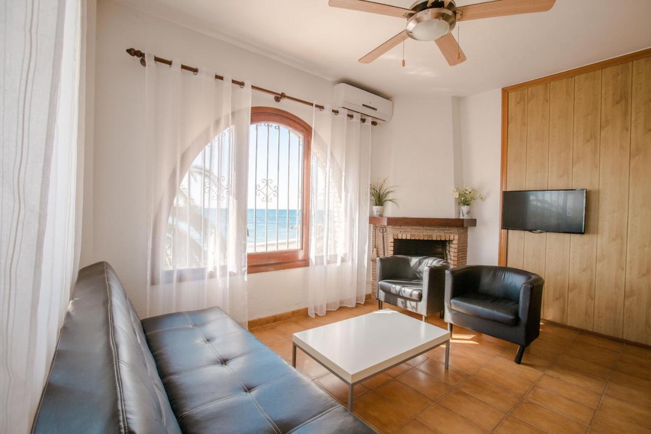 Mistral Seafront Up. Vistas Al Mar Mont-roig del Camp Exterior foto